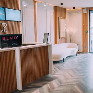 Blvd 7 Отель